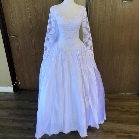 Venus Bridal Dresses & Skirts - Venus White lace Wedding dress gown